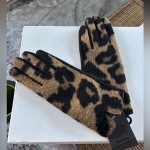 Fashion Leopard Pattern Gloves